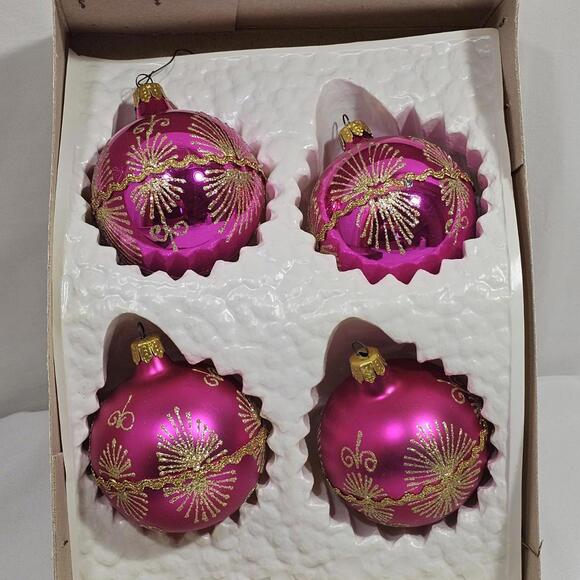 Vintage Christmas Classics Hand Decorated Glass Ornaments Two Gloss & Two Matte - Picture 2 of 8